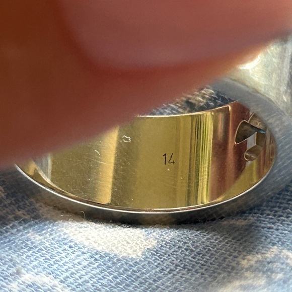 Authentic Gucci ring - Picture 8 of 8
